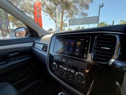 2017 Mitsubishi Outlander LS Safety Pack ZK MY17 4X4 On Demand White