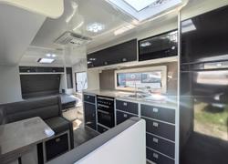 2025 JB Caravans Dirt Roader (19'6)