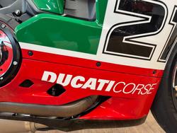 2023 Ducati PANIGALE V2 RED