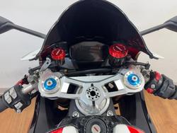 2023 Ducati PANIGALE V2 RED