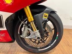 2023 Ducati PANIGALE V2 RED