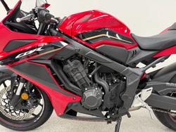 2023 Honda CBR650R Red