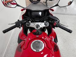 2023 Honda CBR650R Red