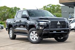 2025 Mitsubishi Triton GLX+
