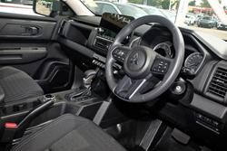 2025 Mitsubishi Triton GLX+