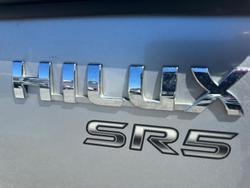 2015 Toyota Hilux SR5 KUN26R MY14 4X4 Dual Range Silver Sky