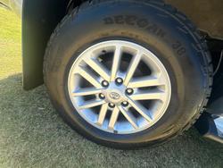 2015 Toyota Hilux SR5 KUN26R MY14 4X4 Dual Range Silver Sky