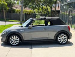 2019 MINI Convertible Cooper S F57 LCI Moonwalk Grey