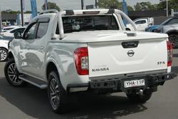 2017 Nissan Navara ST-X