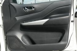 2017 Nissan Navara ST-X