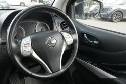 2017 Nissan Navara ST-X
