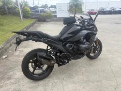 2025 BMW R 1300 RS Triple Black R 1300 Black