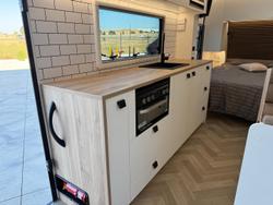 2025 New Age Caravans Manta Ray Mr19er My26