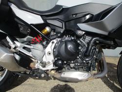 2021 BMW Motorrad F 900 XR WHITE