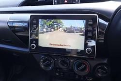 2022 Toyota Hilux SR