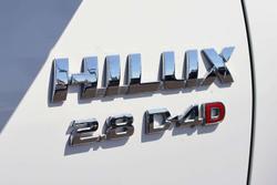 2022 Toyota Hilux SR