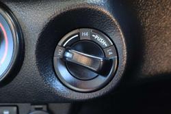 2022 Toyota Hilux SR