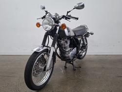 2017 Yamaha SR400 Green