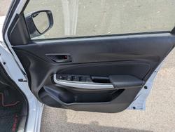 2018 Suzuki Swift GL Navigator