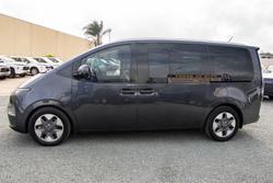 2021 Hyundai STARIA Highlander