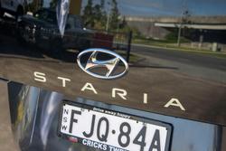 2021 Hyundai STARIA Highlander