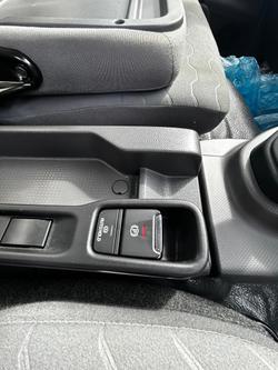 2025 Isuzu Nqr 88-190 88-190