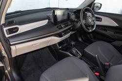 2024 Suzuki Swift Hybrid GLX