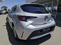 2025 Toyota Corolla SX Hybrid