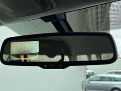 2017 Toyota Hiace Commuter