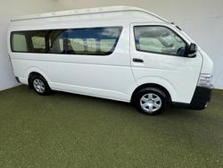2017 Toyota Hiace Commuter