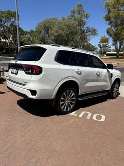 2024 Ford Everest Platinum