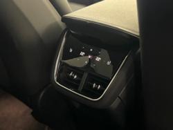 2025 Volvo EX90 Plus Twin Motor