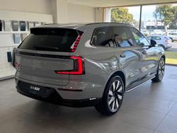 2025 Volvo EX90 Plus Twin Motor