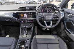2025 Audi Q3 40 TFSI S line
