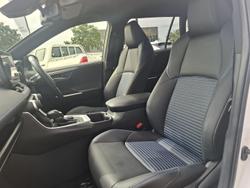 2023 Toyota RAV4 XSE