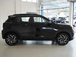 2025 Mahindra XUV3XO AX7L