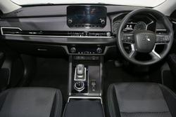 2024 Mitsubishi Outlander LS