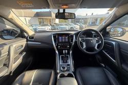 2022 Mitsubishi Pajero Sport Exceed