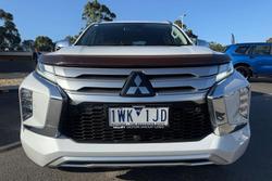 2022 Mitsubishi Pajero Sport Exceed