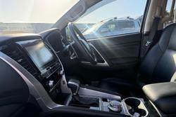 2022 Mitsubishi Pajero Sport Exceed