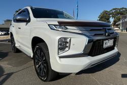2022 Mitsubishi Pajero Sport Exceed
