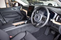 2025 Volvo XC60 Plus B5 Bright