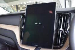 2025 Volvo XC60 Plus B5 Bright