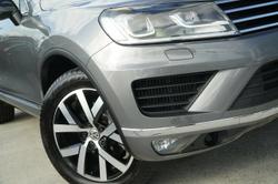 2017 Volkswagen Touareg Monochrome