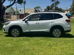 2020 Subaru Forester 2.5i