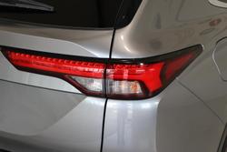 2021 Mitsubishi Outlander LS