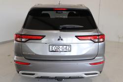 2021 Mitsubishi Outlander LS