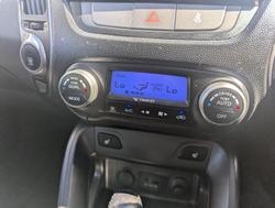 2015 Hyundai ix35 Highlander Series II MY15 AWD Phantom Black