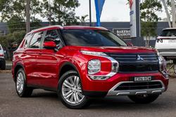 2022 Mitsubishi Outlander LS