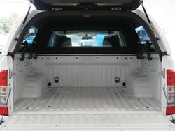 2021 Nissan Navara SL